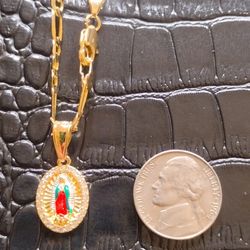 Small Religious Pendant And Chain Set 