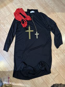 Halloween Priest Costume 