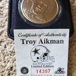 Collectable Troy Aikman Coin 