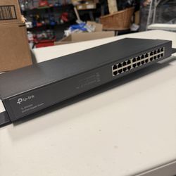 TP-Link TL-SG1024 24 Port Gigabet Ethernet Switch, Unmanaged