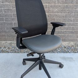 Steelcase AMIA 'AIR' Chair black mesh & gray leather,  BEAUTIFUL