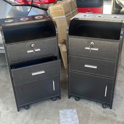 Para Salon De Belleza O Barberia Con Ruedas 