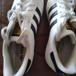 Size 7.5 - adidas Superstar White 