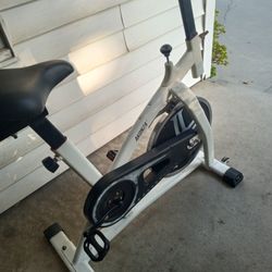 AKONZA  Spin Exercise Bike 