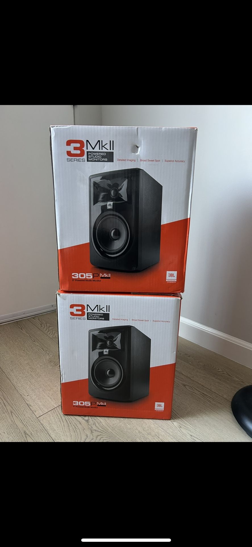 TWO (2) JBL Speaker monitors (Like New)
