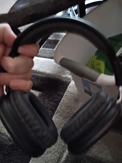 Head phones