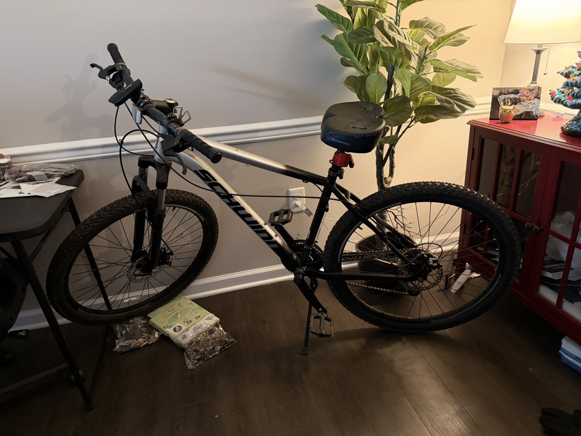 Schwinn AL Comp Mountain Bike, 27.5-in. Wheels, 21 Speed Adult Bicycle, Grey