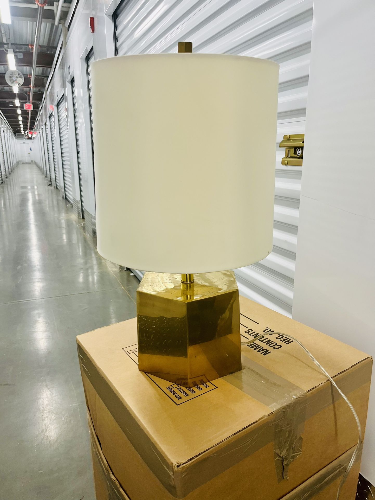 Arteriors Gold Base Table Lamp