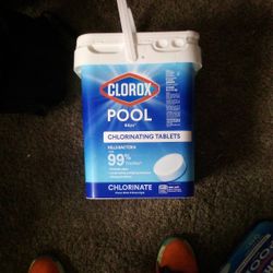 35.Lbs Unopened Clorox Pool And Spa Chlorinating Tablets 