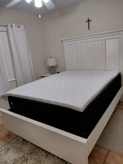 Kaiser Furniture Industry, Coastal design, White wood,  Queen bed set