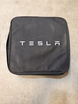 Telsa Mobile Connector/Charger Gen 2