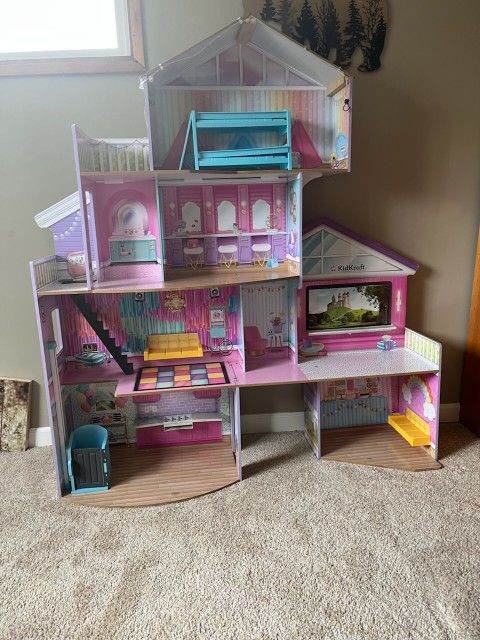 Doll House