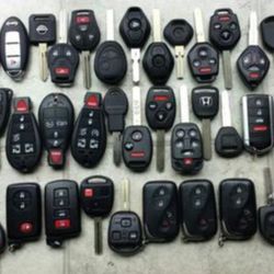Cars Keys, Remotes. Keyless Fob
