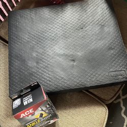 New Ankle Support / Ankle Brace /Compression Sleeve And Foam Balance Mat