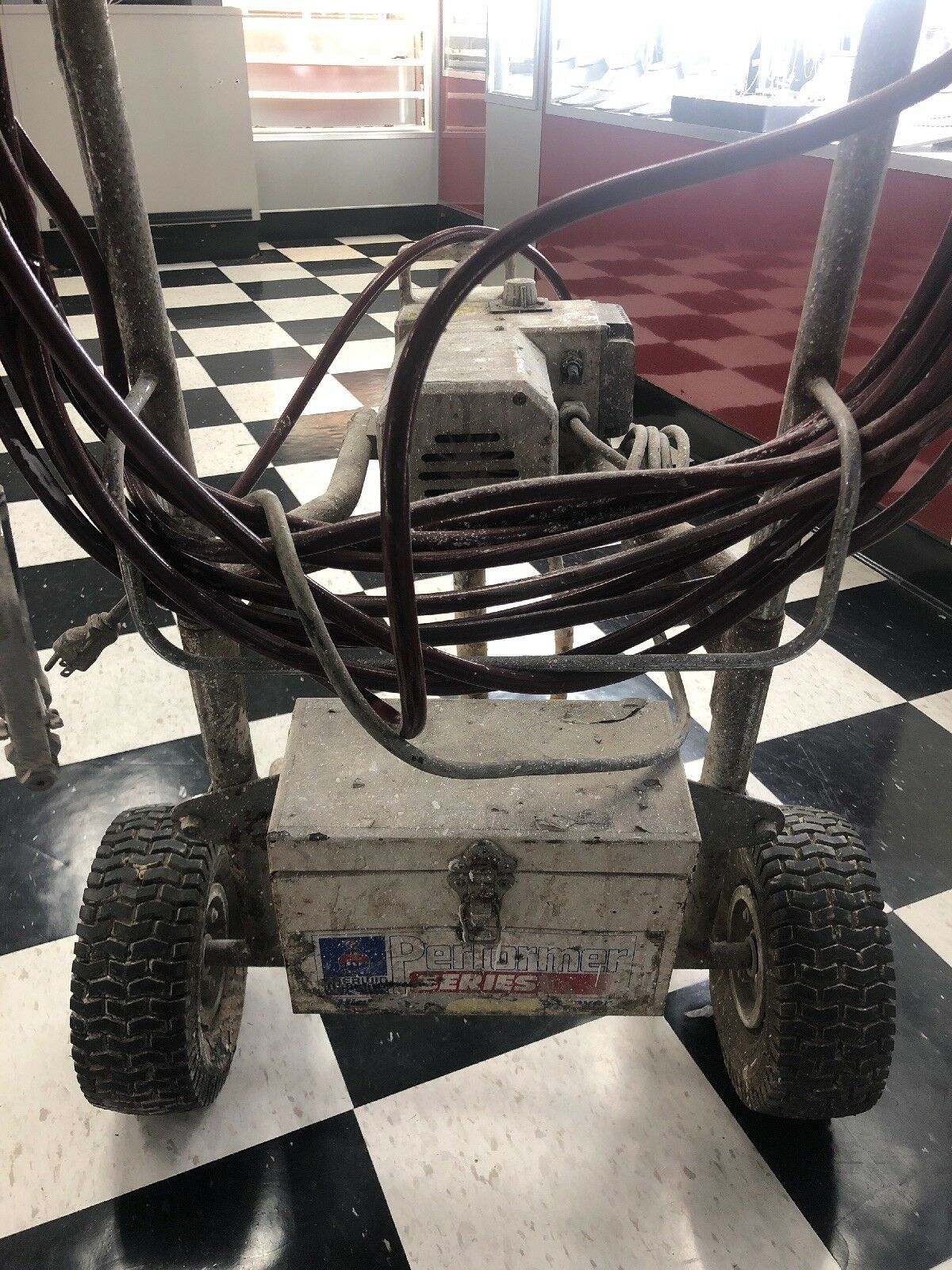 Sherwin Williams Airless Paint Sprayer 3305*ASIS* for Sale in Margate