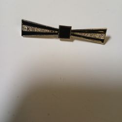 Bow Design Pin