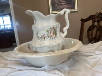 Vintage Hand Washing Set 