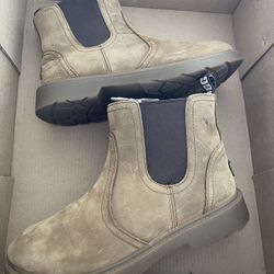 Ugg Boy Boots