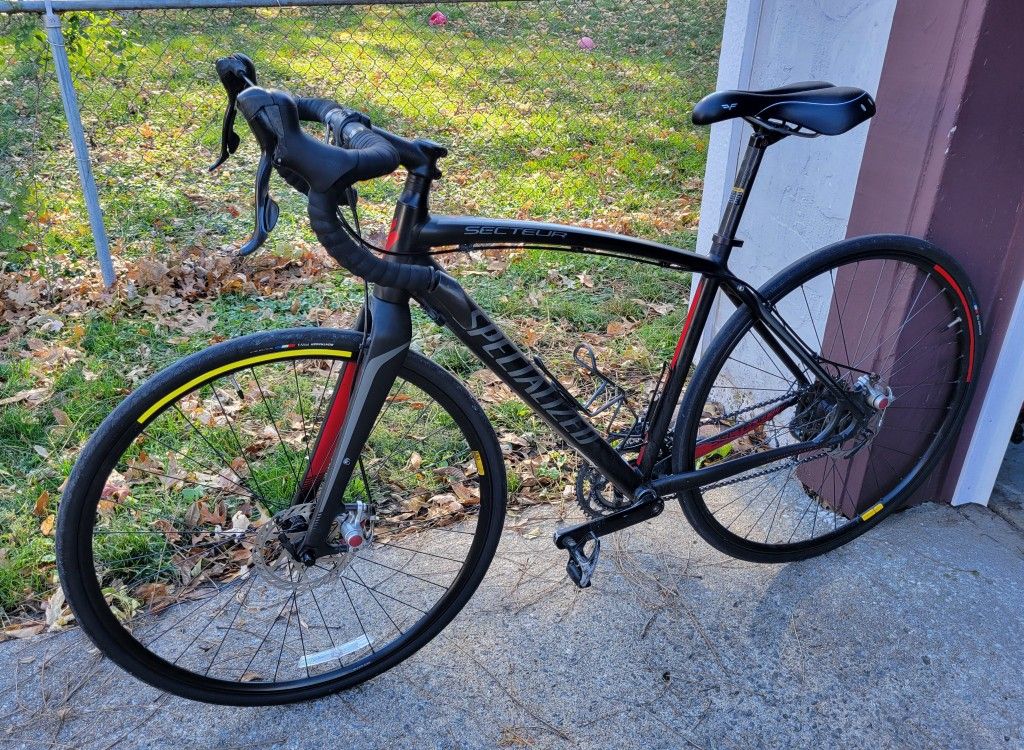 Specialized Secteur Sport Disc Road Bicycle To