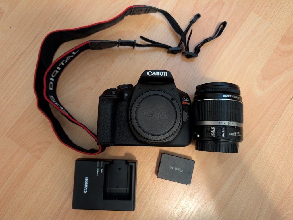 Camera - Canon Rebel T7
