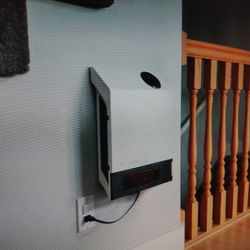 Heat Storm 1000 W Electric Wall Unit I N F R A R E D Panel Wi-Fi Space Heater. New In The Box .White