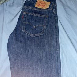 501 Navy Blue Jeans 