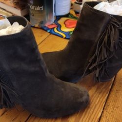 Vince Camuto Boots Sz 10W - Olive Suede
