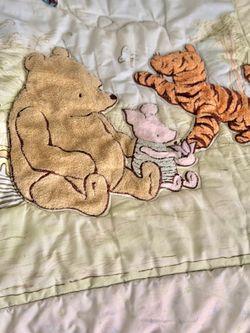 Classic vintage Winnie The Pooh Comforter