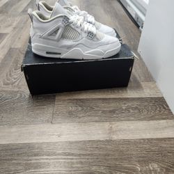 Jordan Retro Pure Money $$ 4's
