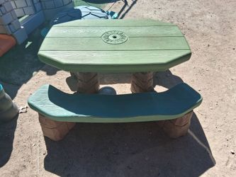 Kids table