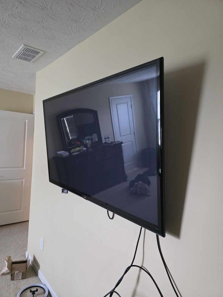 LG TV 60 Inch