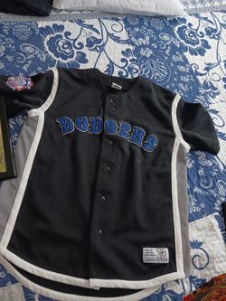 Medium Dodgers Jersey And Wall Clock for Sale in Santa Paula, CA - OfferUp