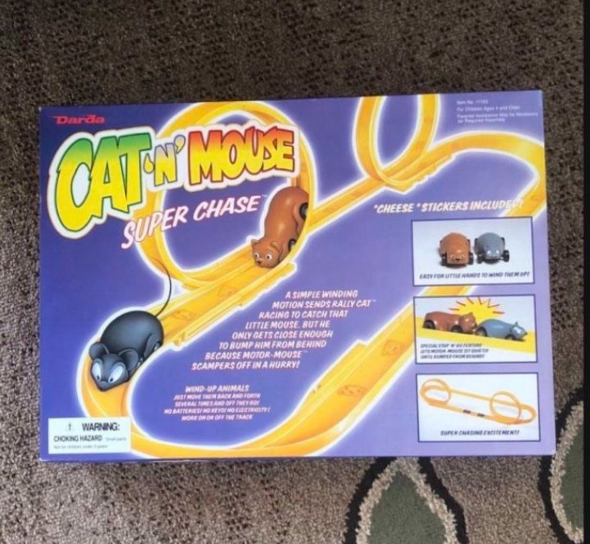 New In Box Vintage, Darda Cat āNā Mouse super chase track