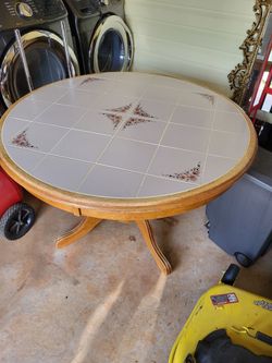 Wood table And Chairs