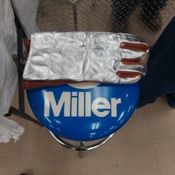WELDING GLOVES
