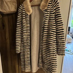 LOW PRICE MOVING- $12,000 RETAIL CUSTOM MADE SIBERIAN MINK FUR COAT 