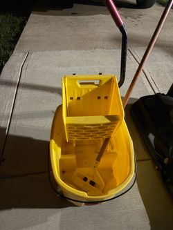 Rubbermaid wavebrake