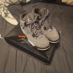 Air Jordan 4 Retro