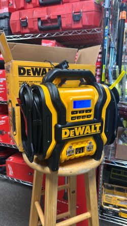 DEWALT 2000-Peak Amp Portable Jump Starter with Digital Compressor, USB and AC Power Bank
