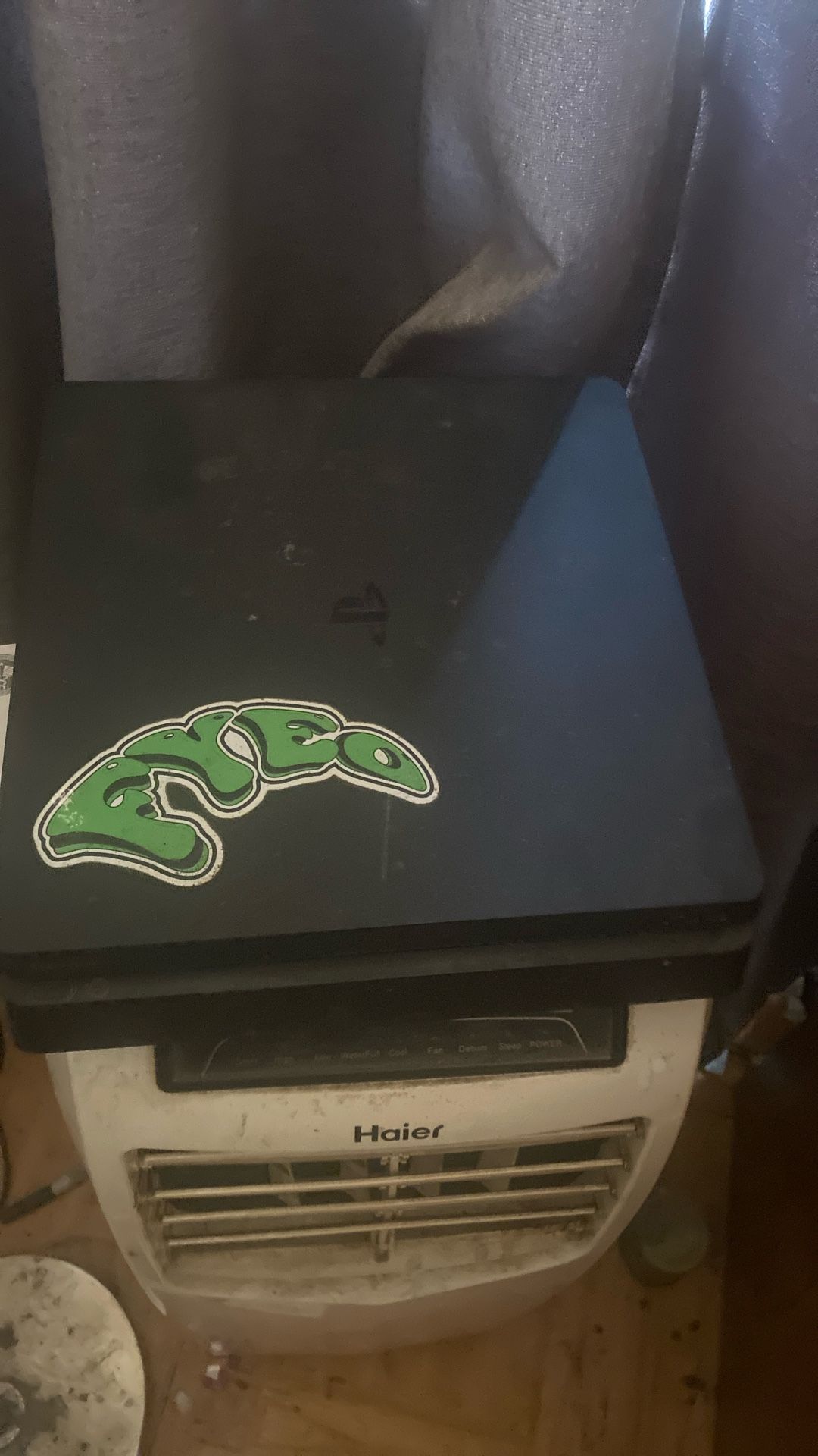 PS4