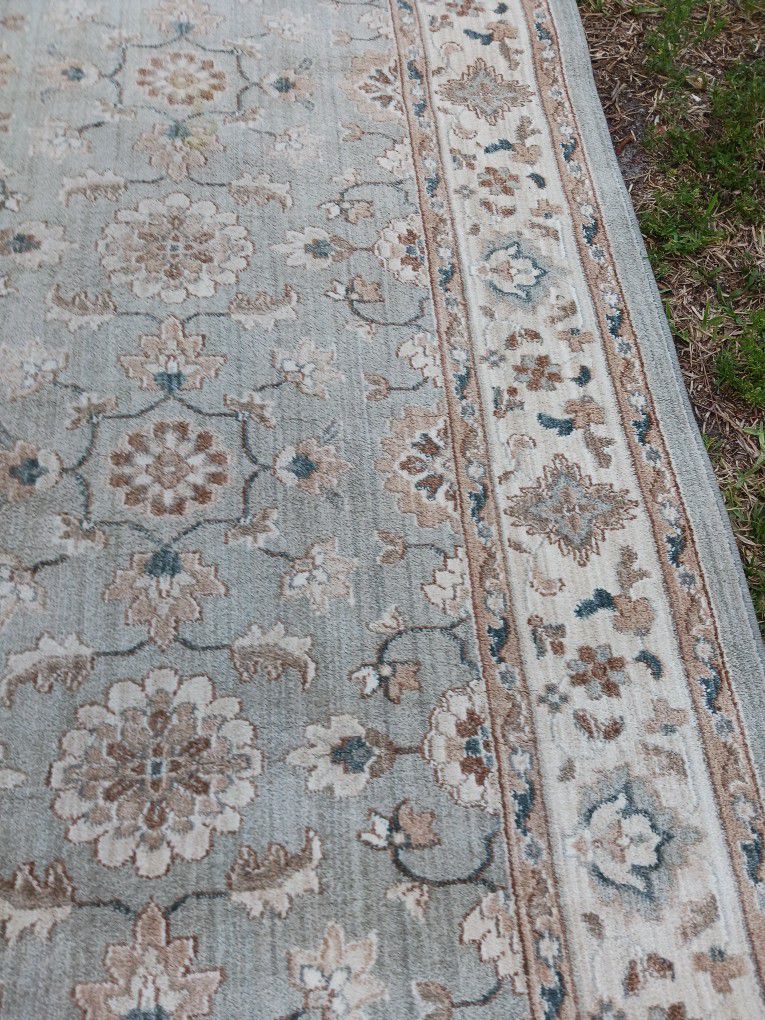 Gorgeous 10by8 Like New Super Clean Indoor Rug 40 Firm Look My Post Moving Soon