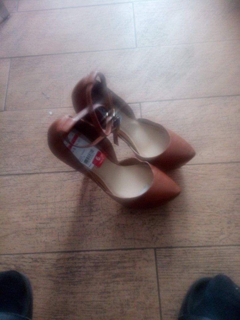 Size 6 Steve Madden 