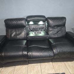 🔥 Theater Reclining Sofa Set – GREAT DEAL – Must Go! 🔥

Price: $250 for both