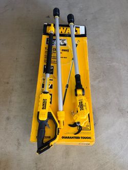 Dewalt 20-Volt MAX 1 -1/2 in. Capacity Cordless Battery Powered Pole Pruner (Tool Only)