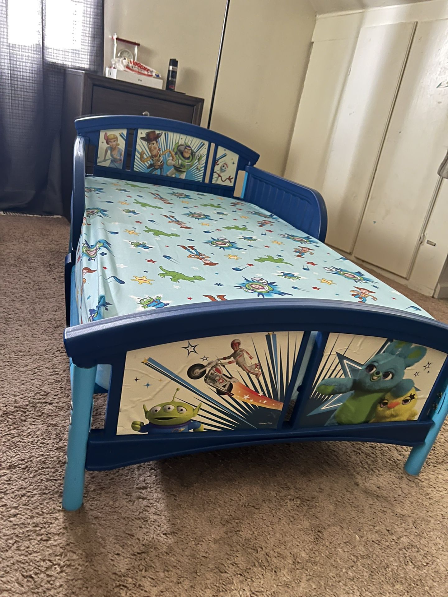Toy Story toldder bed