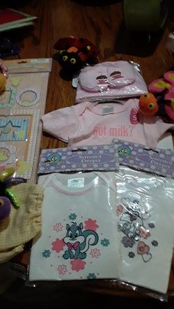 Miscellaneous baby girl stuff