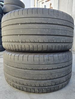 (2) 265 40 19 Yokohama Tires