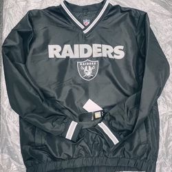 Raider Windbreaker 