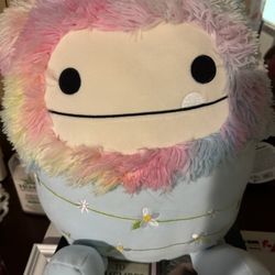 Brand New With Tags 16 Inch Light Blue Big Foot SquishMellow ZOZO Limited Edition 