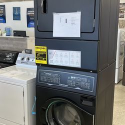 New Speed Queen Washer And Dryer Stackable - 5 Years Warranty 